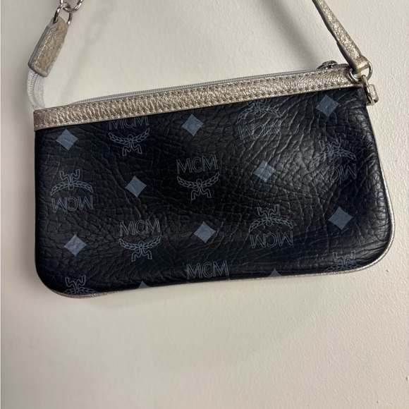 MCM Black & Silver Wristlet - Picture 2 of 10